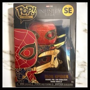 Funko Pop Pin SE Iron Spider 🕷️ Wlamart Exclusive Chase​